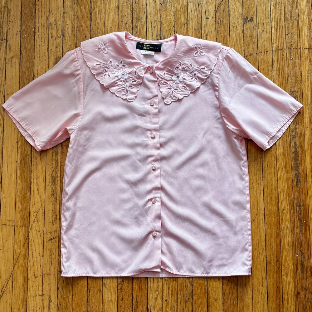 Vintage Two Roads pink vintage button down tshirt frilly lace collar blouse